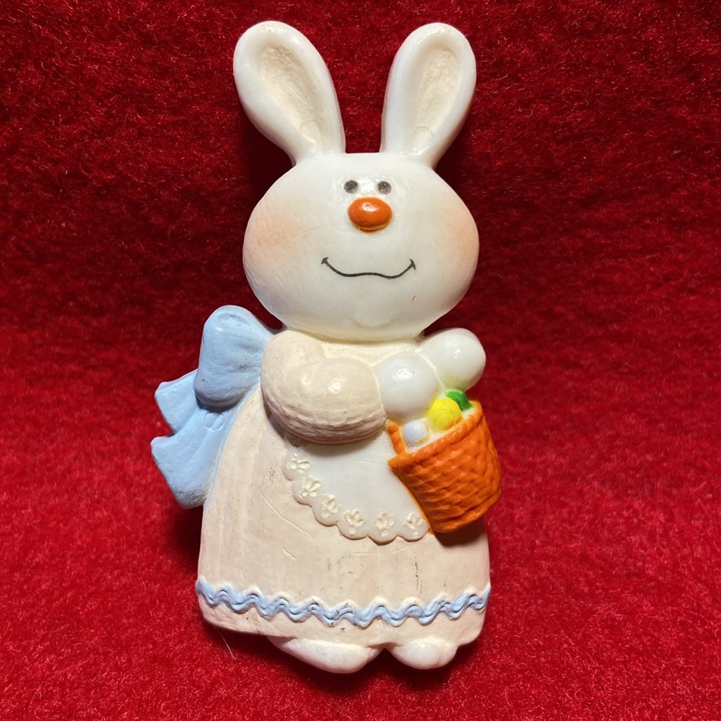 1975 Hallmark Pin 10$